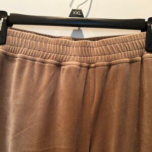 EUC Tan Ladies Hollister Velour Lounge Pants Small